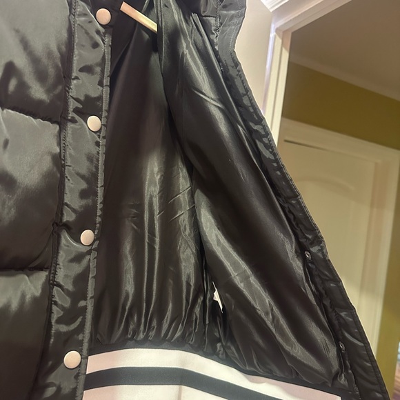 Jacket - Picture 3 of 4